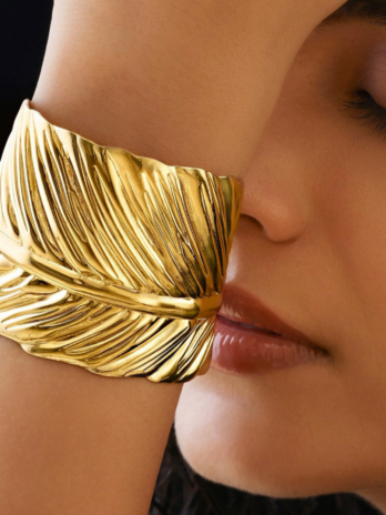 Anti Tarnish Golden Leaf Bangle Bracelet (Adjustable Size) – Gold Finish